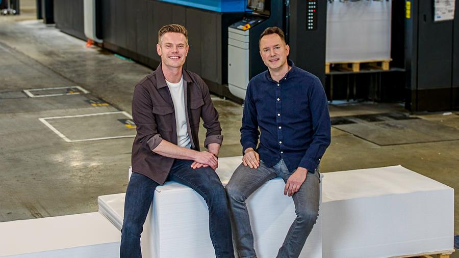 Print.com acquiert l'imprimeur en ligne Simian